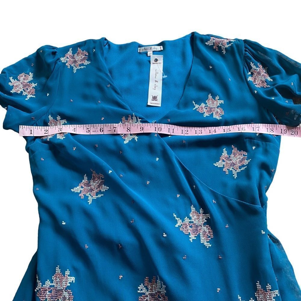 NEW Willow and Clay | Elizabeth Embroidered Wrap Dress, Size M - Picture 8 of 12